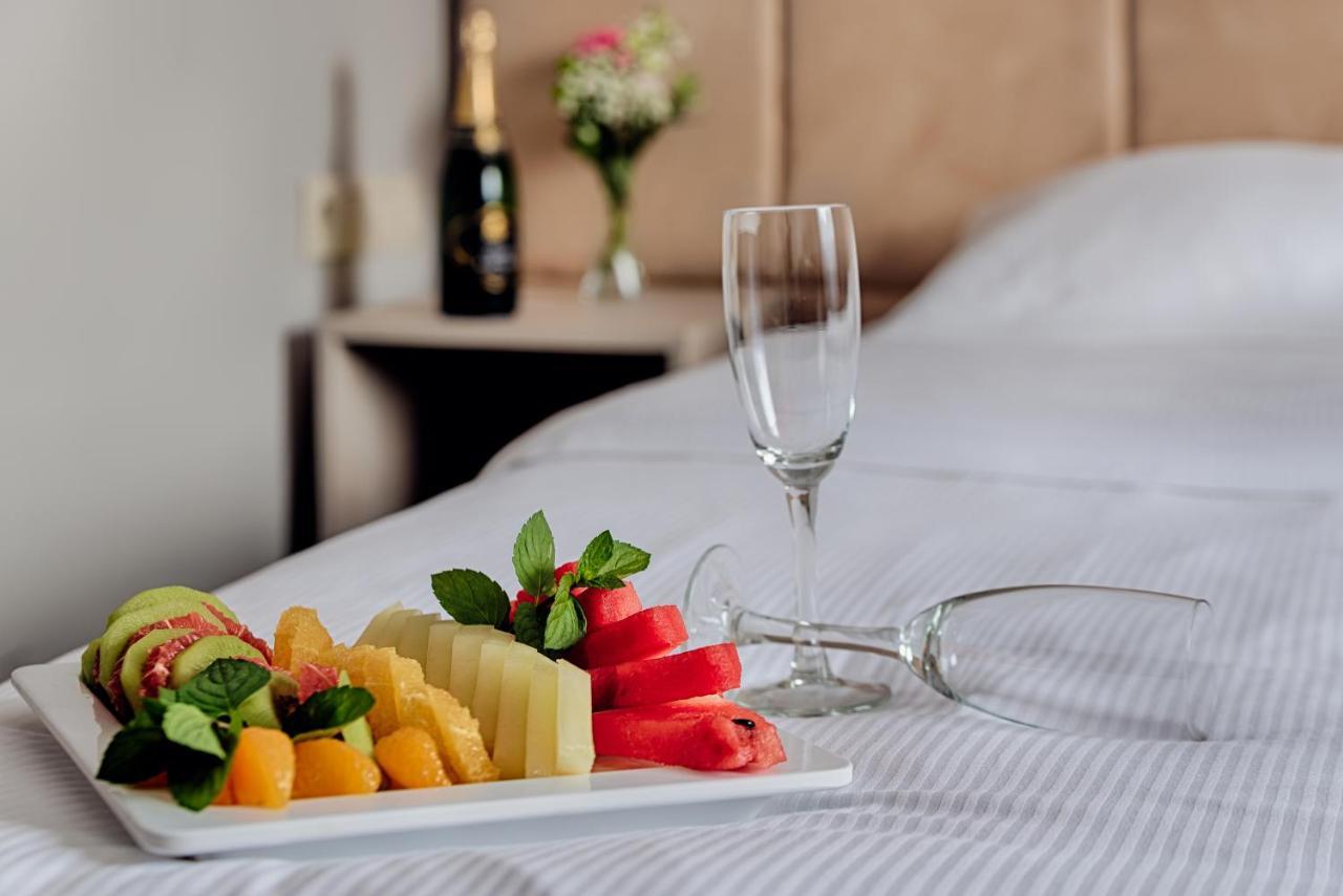 Citi Hotel'S Warszawa-Falenty 拉辛 外观 照片