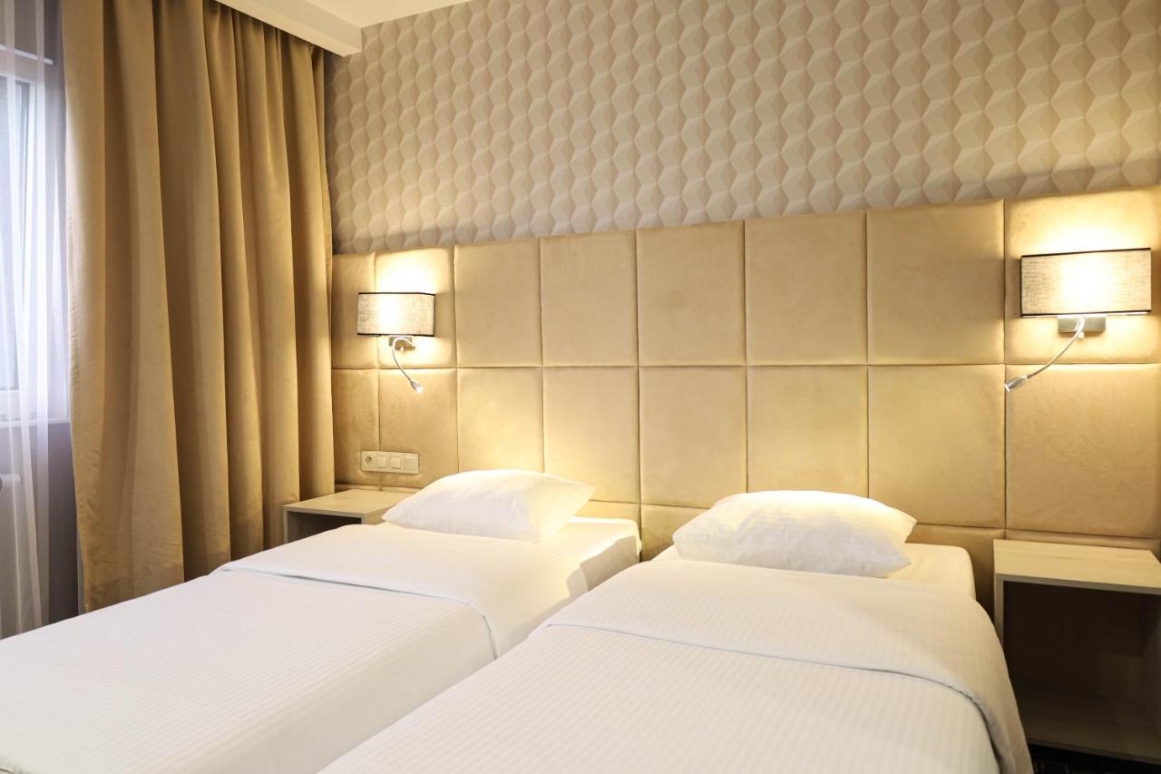 Citi Hotel'S Warszawa-Falenty 拉辛 外观 照片